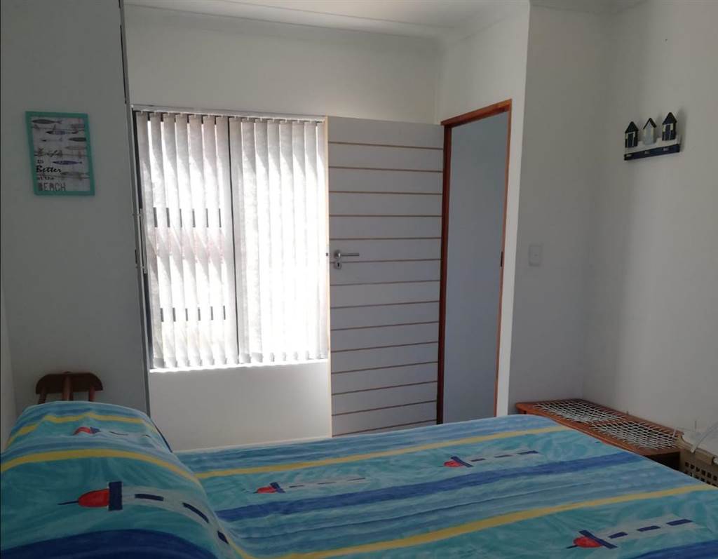 1 Bed Apartment in Jongensfontein photo number 6