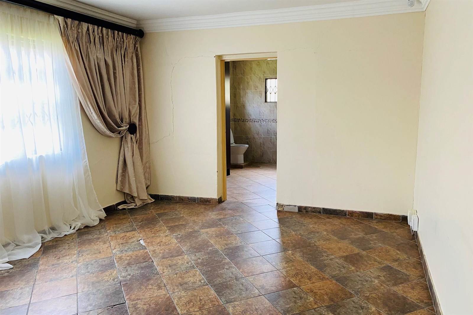 3 Bed House in Sasolburg photo number 15