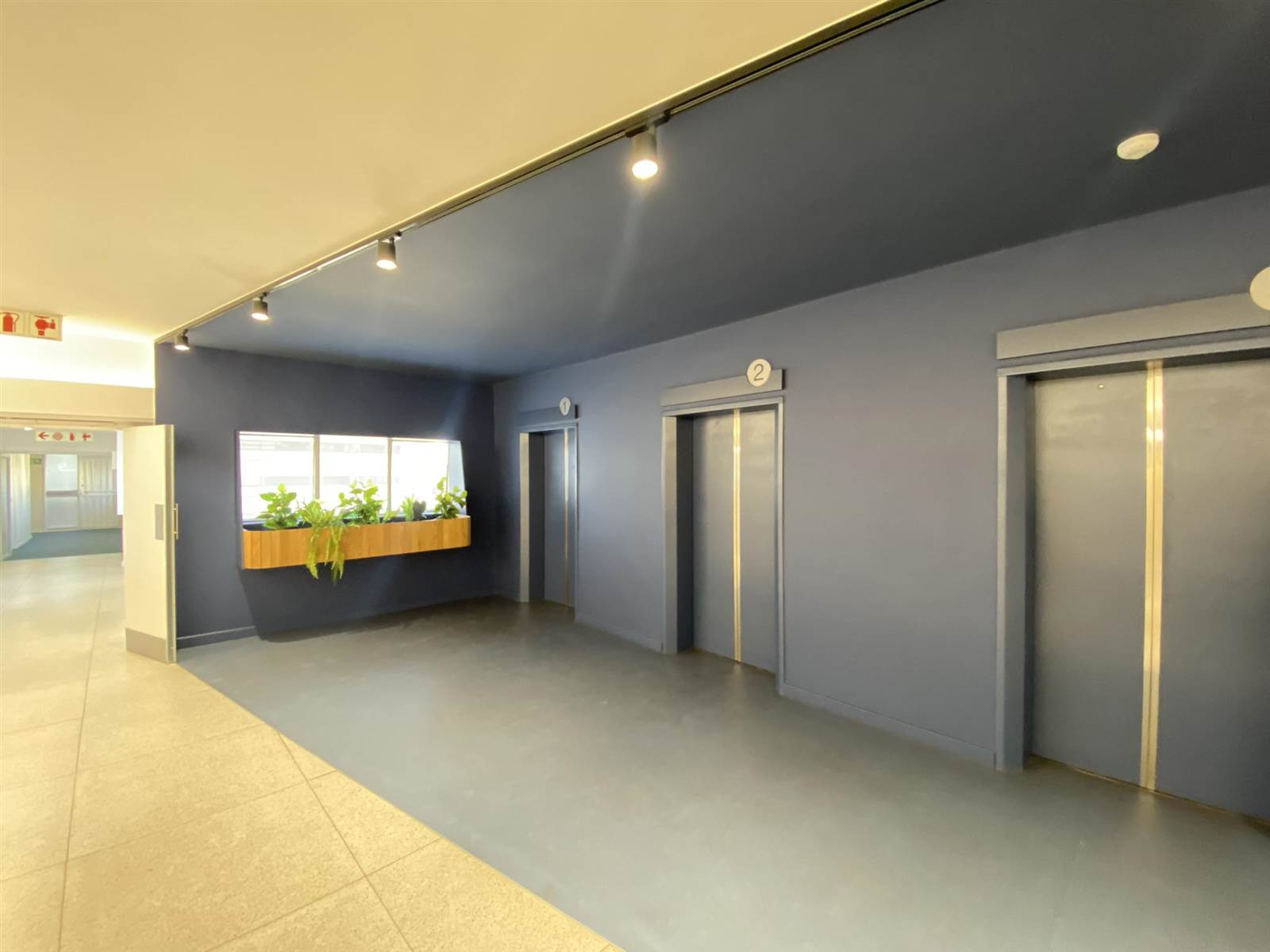 58  m² Commercial space in Cape Town City Centre photo number 4