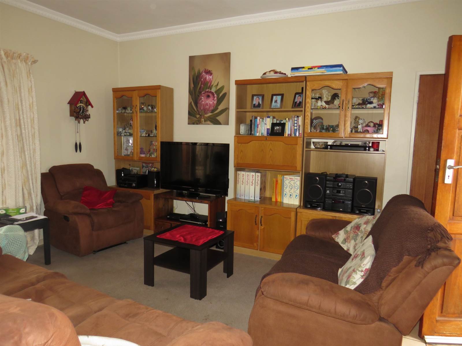 3 Bed House in Rietvalleirand photo number 3