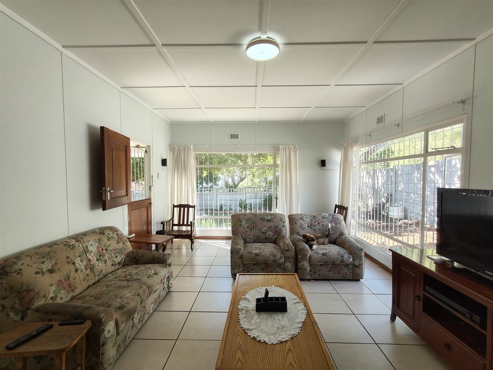 3 Bed House in Tulbagh photo number 3