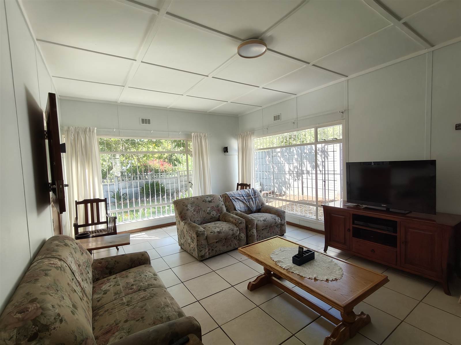 3 Bed House in Tulbagh photo number 27