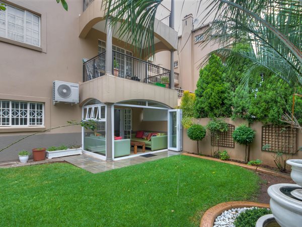 2 Bed Apartment in Riviera