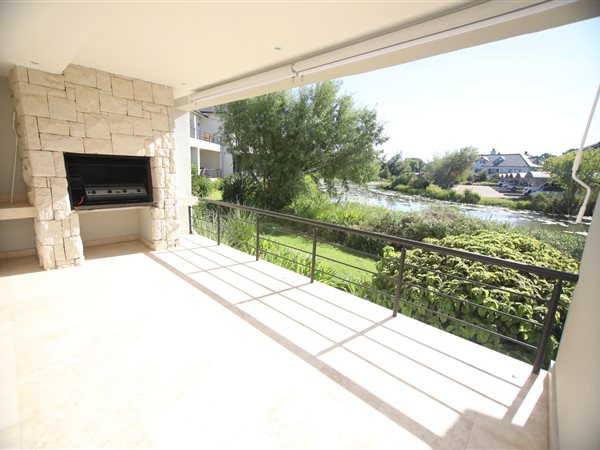 3 Bedroom Townhouse 3 Bedroom Townhouse