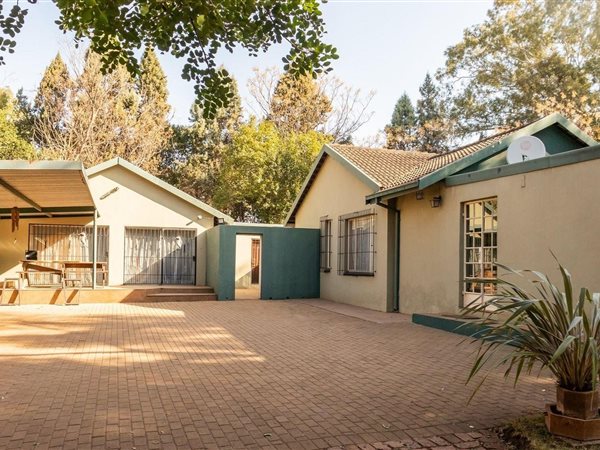 2.1 ha Smallholding 2.1 ha Smallholding