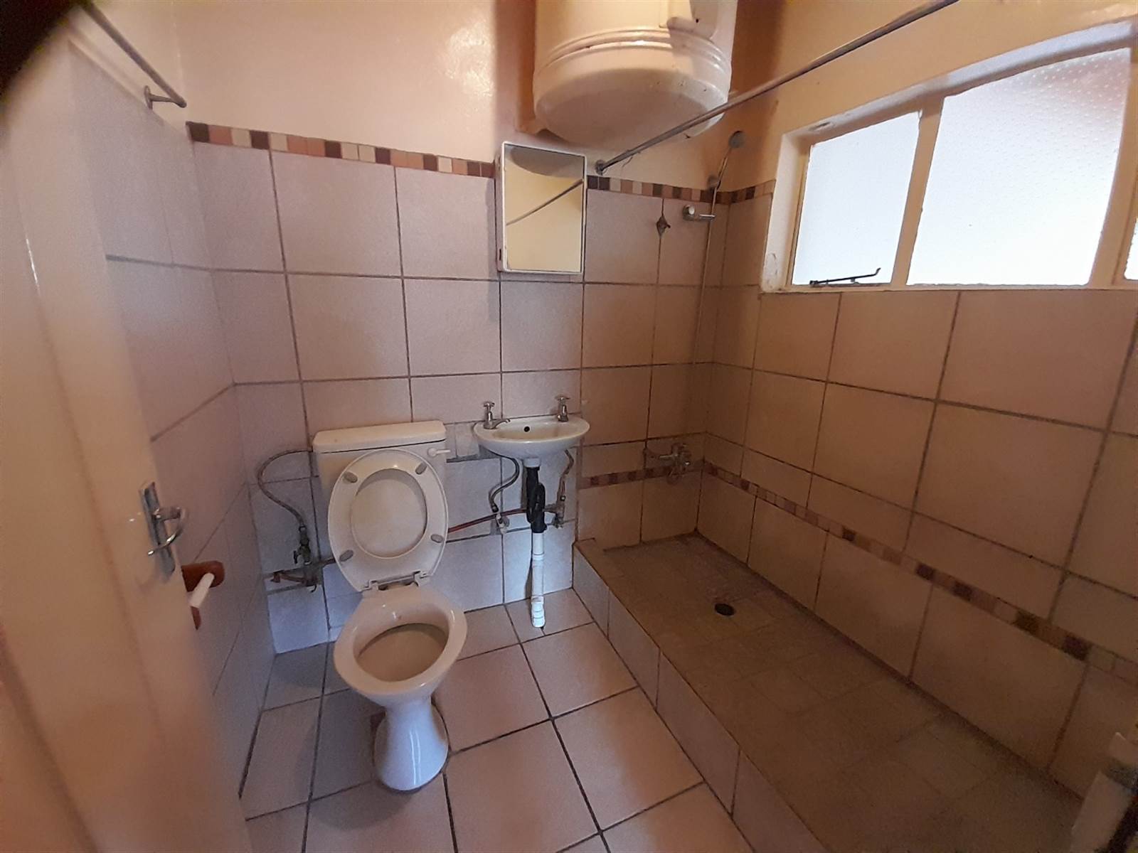 2 Bed House in Rietfontein AH photo number 12