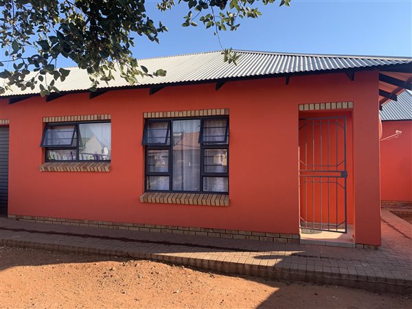 3 Bedroom House 3 Bedroom House