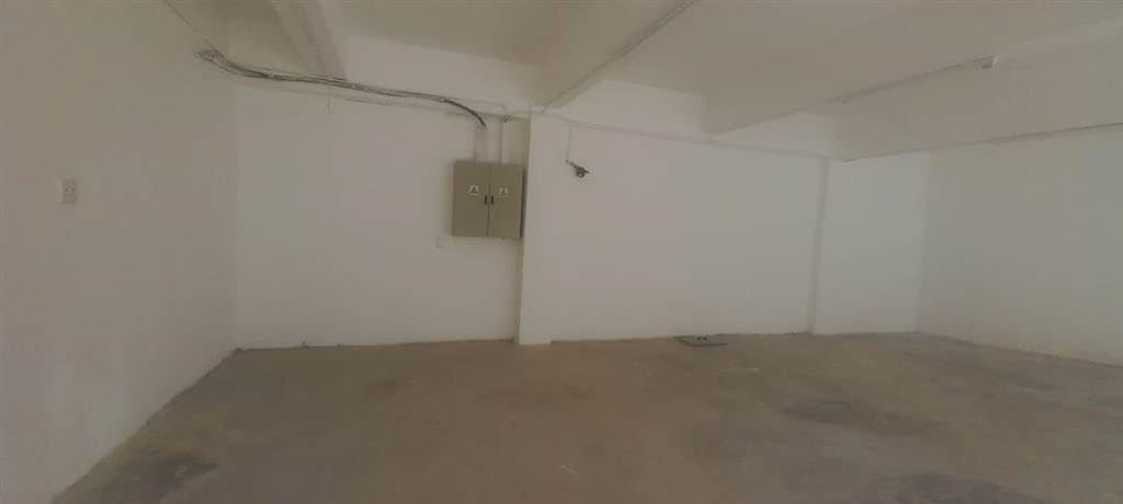 37  m² Commercial space in Marshalltown photo number 4