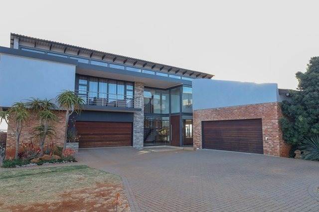5 Bed House in Vyfhoek photo number 1