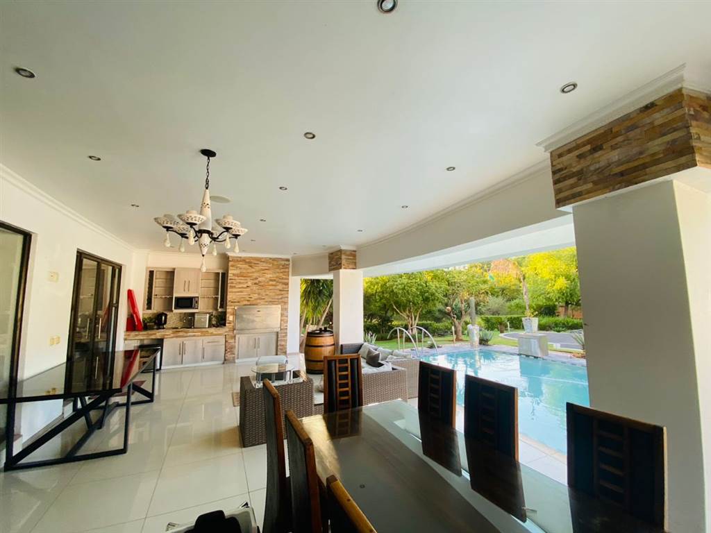 6 Bed House in Seasons Lifestyle Estate photo number 3