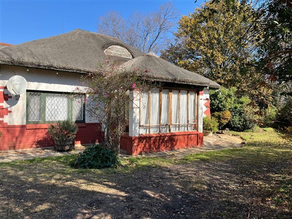 4 Bedroom House 4 Bedroom House