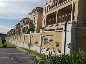 2 Bed Apartment in Carlswald Estate