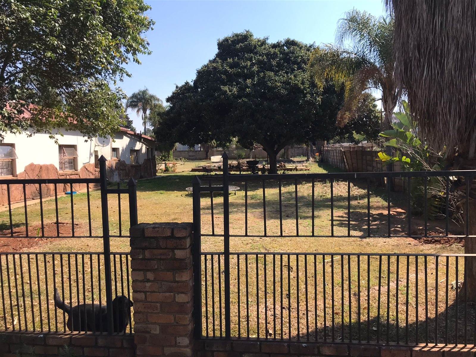2555 m² Land available in Pretoria North photo number 4