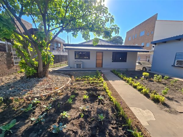 38 m² Commercial space 38 m² Commercial space