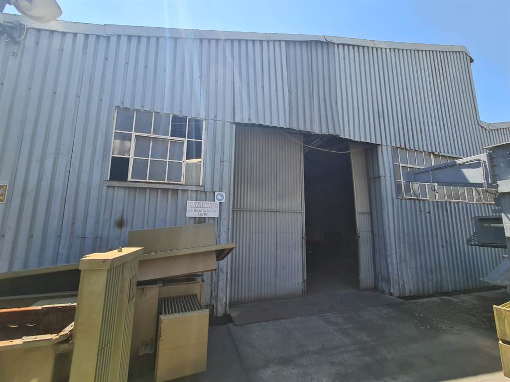 275  m² Industrial space in Wadeville photo number 1