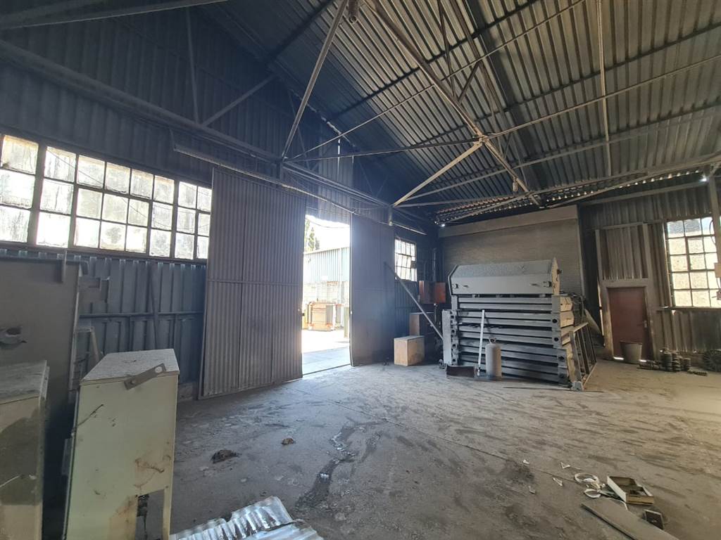 275  m² Industrial space in Wadeville photo number 2
