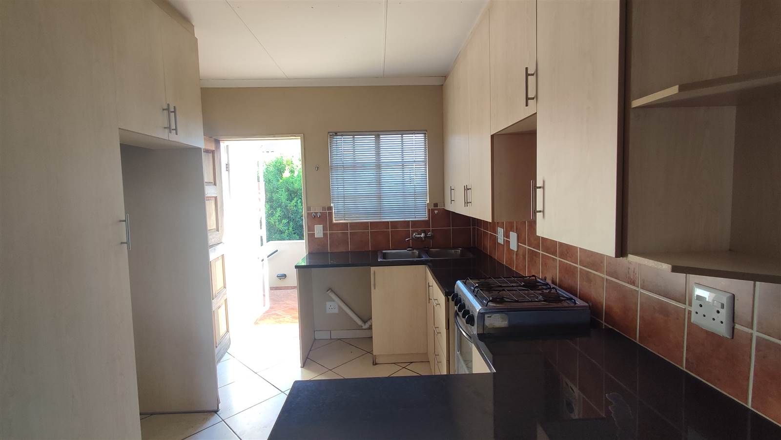 2 Bed Townhouse in Riversdale photo number 1