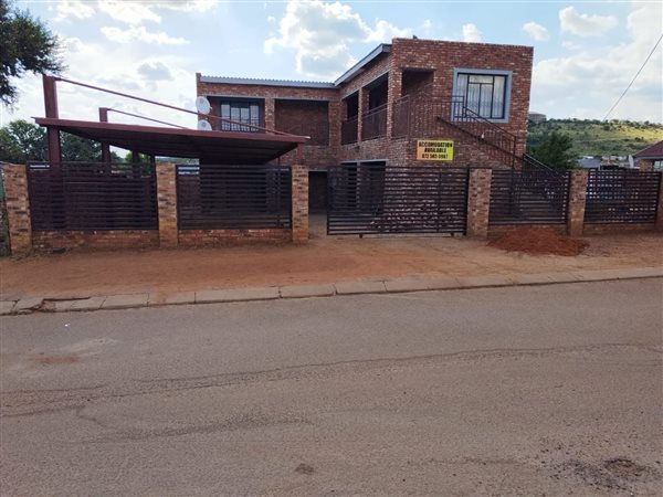 5 Bed House in Ikageng