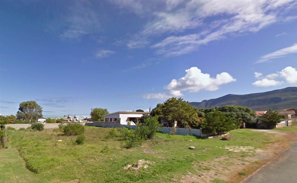 773 m² Land available in Sandbaai photo number 1