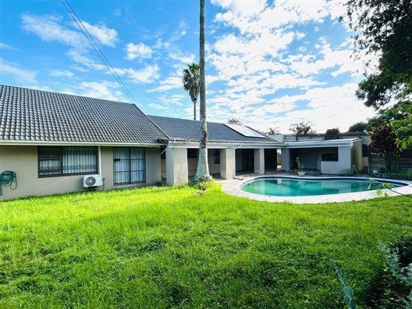 3 Bedroom House 3 Bedroom House
