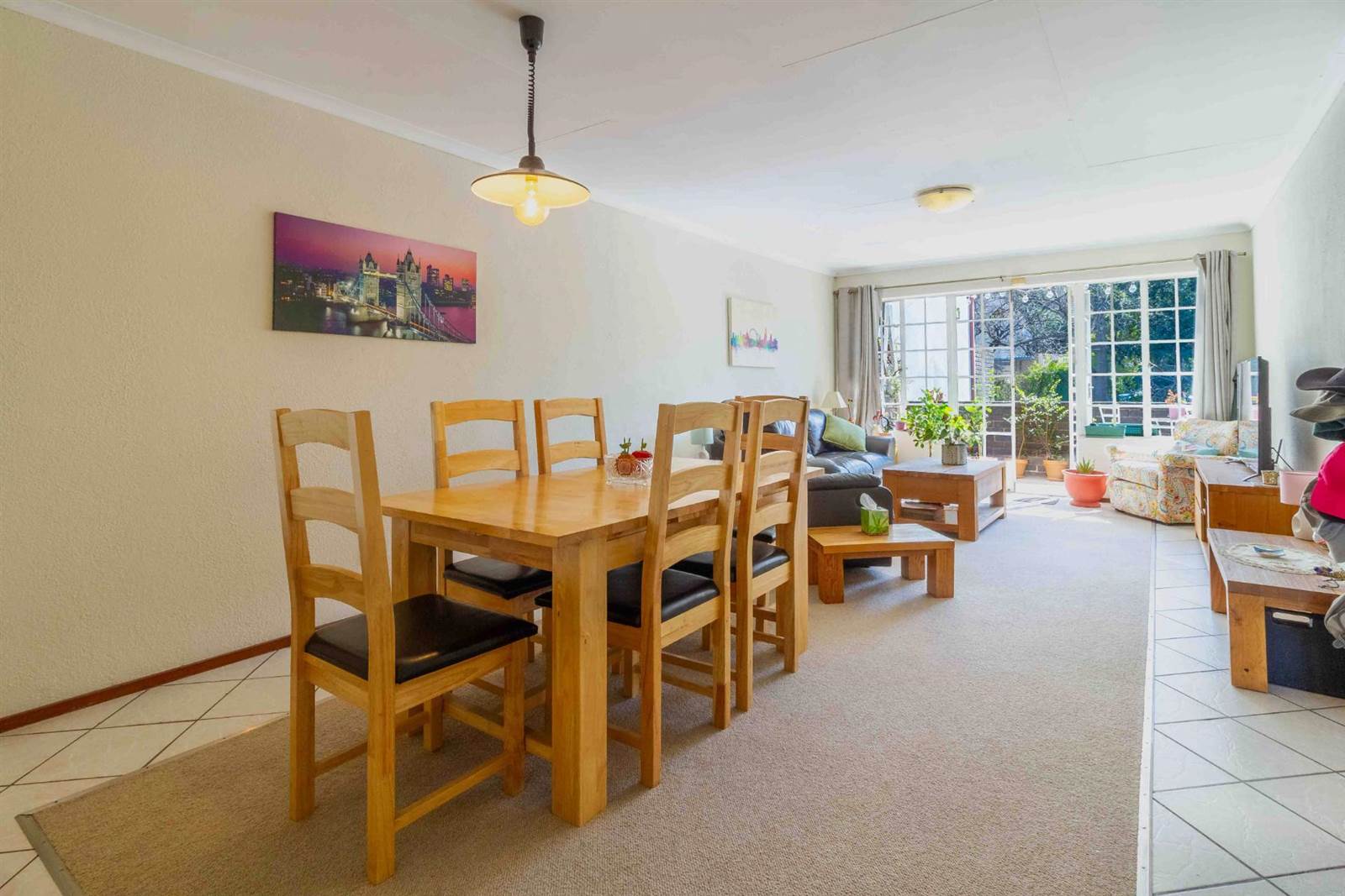 2 Bed Apartment in Northcliff photo number 4