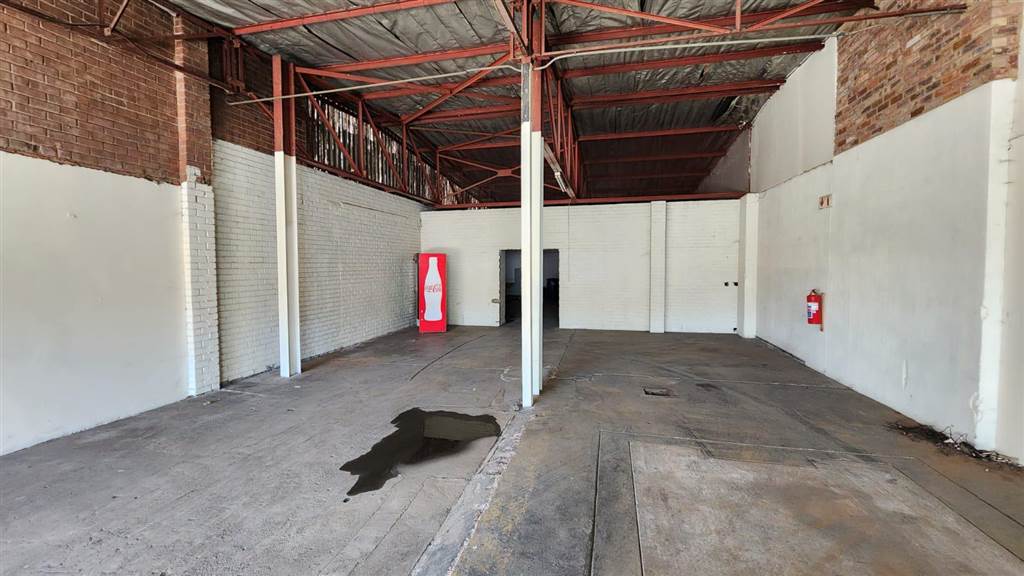 253  m² Industrial space in Rosslyn photo number 17