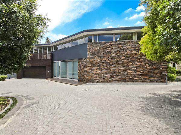 4 Bed House in Houghton Estate