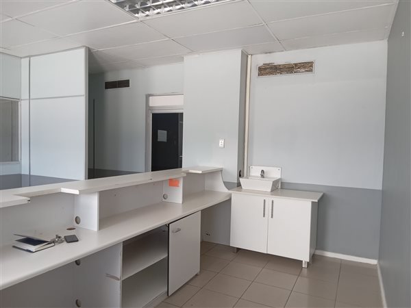 86  m² Office Space in Durban CBD