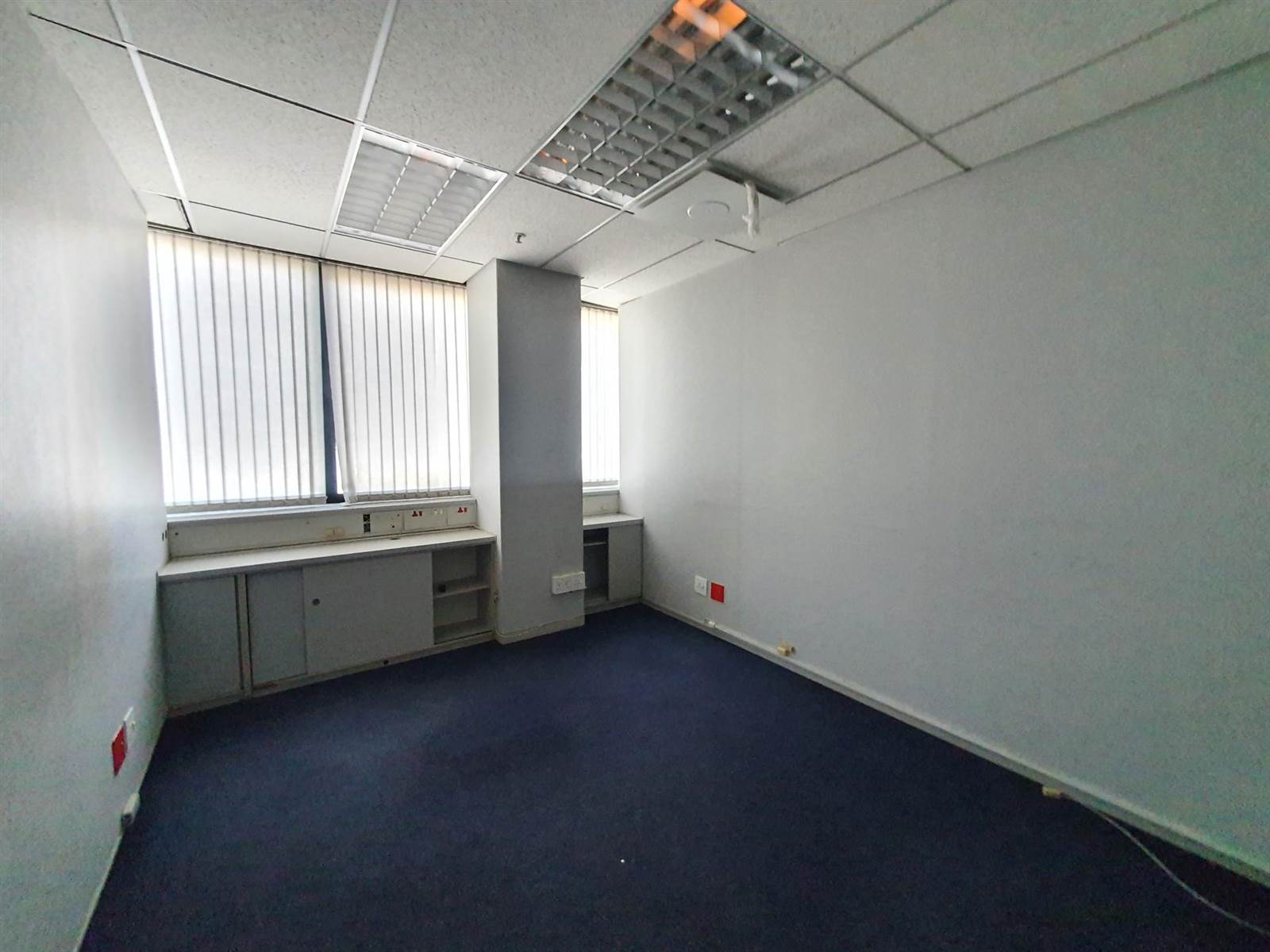 154  m² Office Space in Durban CBD photo number 5