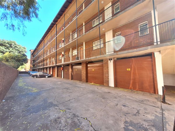 1 409  m² Commercial space