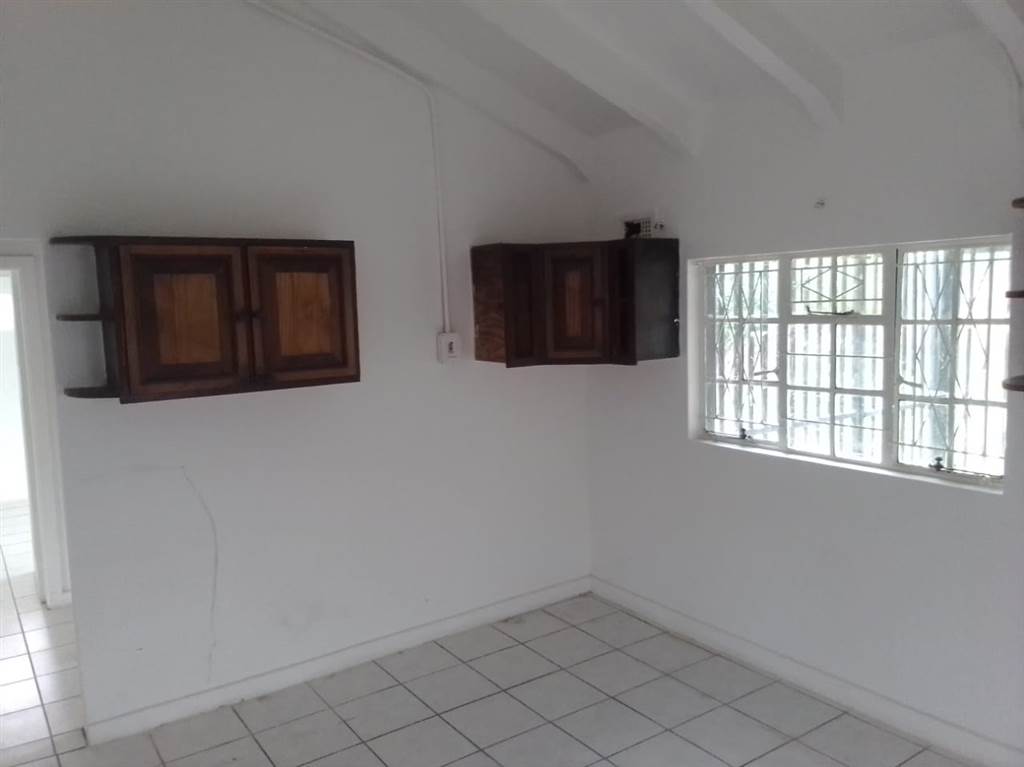 2 Bed House in Pietermaritzburg Central photo number 26