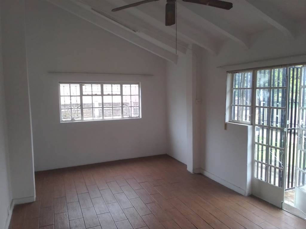 2 Bed House in Pietermaritzburg Central photo number 28