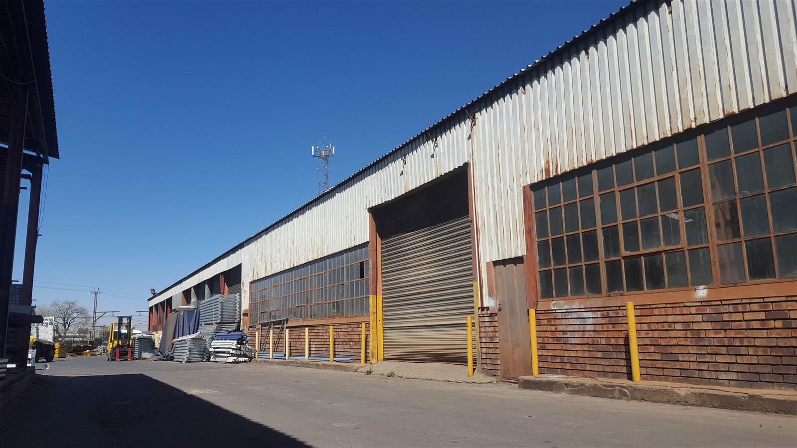 5100  m² Industrial space in Wadeville photo number 1