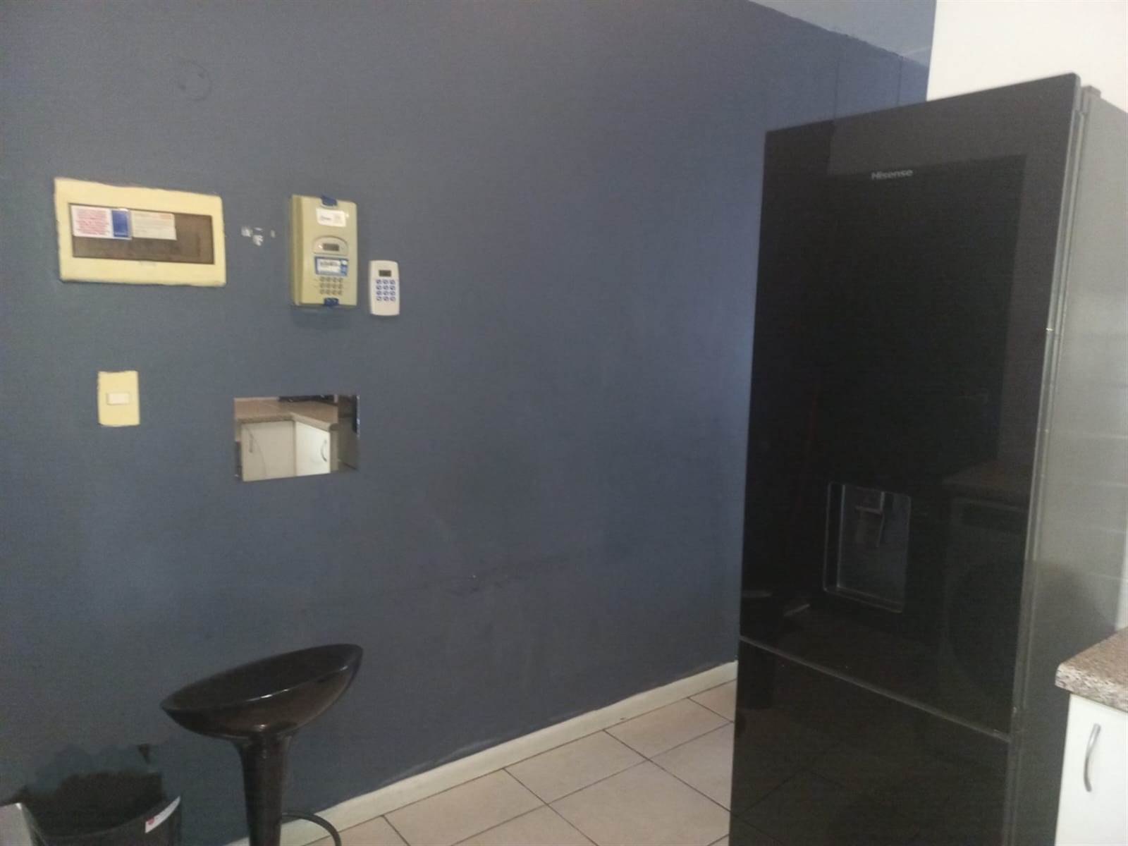 1 Bed Apartment in Parow photo number 13
