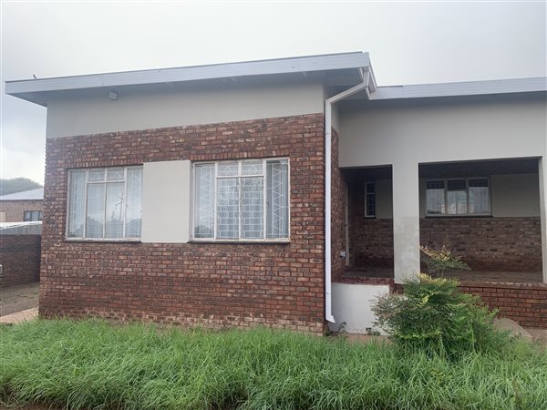3 Bedroom House 3 Bedroom House
