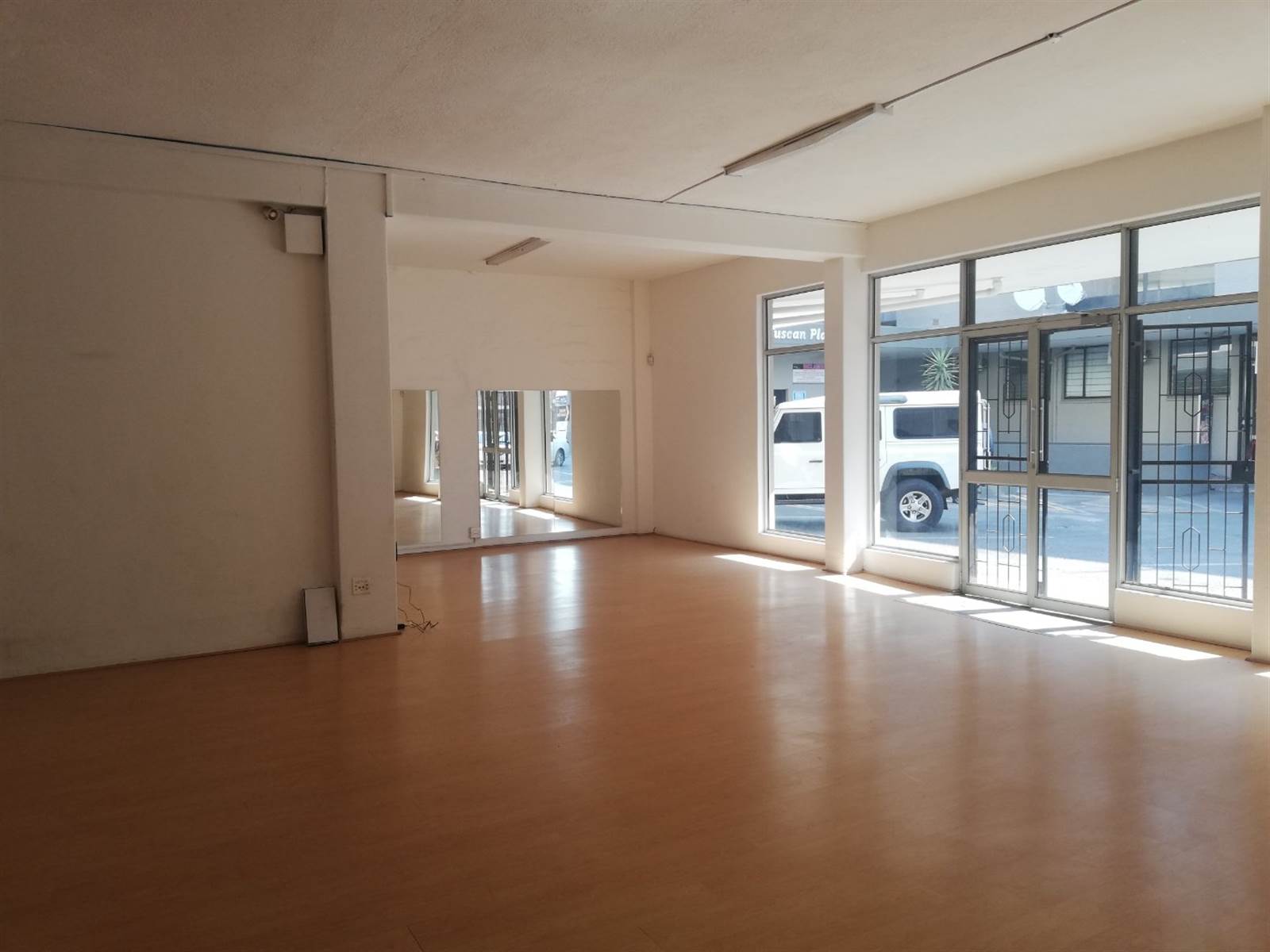 80  m² Commercial space in Craighall photo number 3