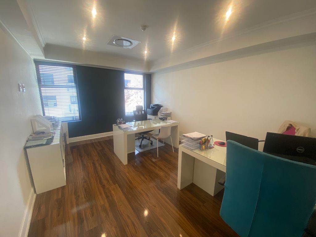 174  m² Commercial space in Melrose Arch photo number 20