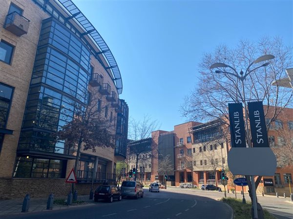 174  m² Commercial space in Melrose Arch