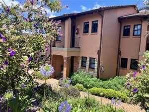 Apartment in Plantations