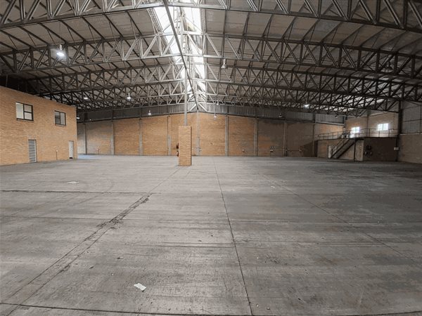 1736  m² Industrial space