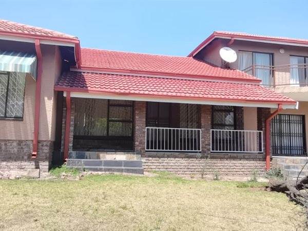 5 Bed House in Ermelo photo number 2