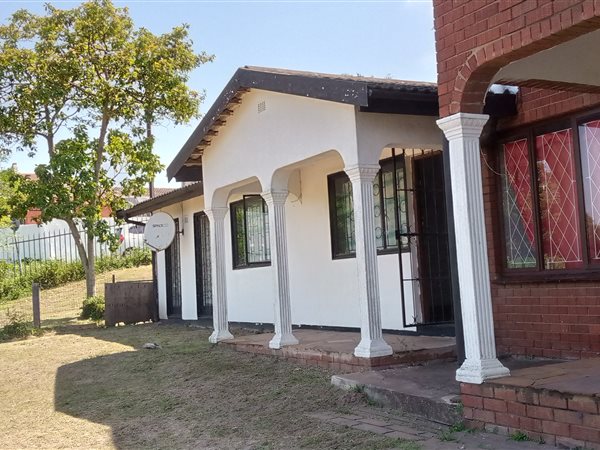 3 Bed Garden Cottage