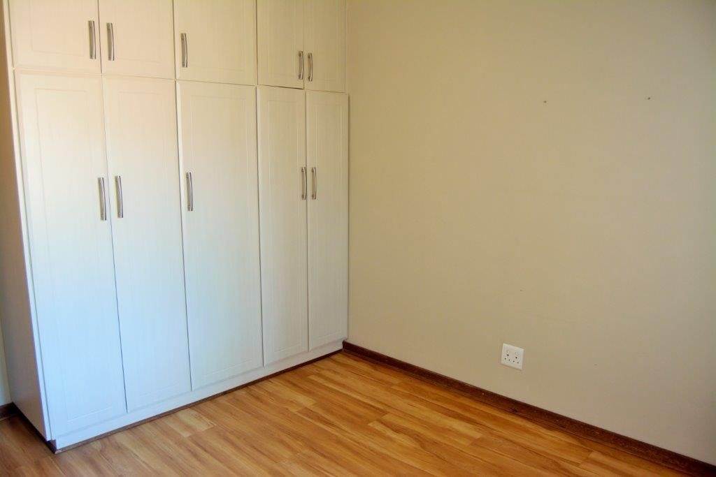 3 Bed Apartment in Shelly Beach photo number 14