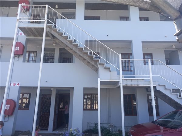 3 Bedroom Apartment 3 Bedroom Apartment
