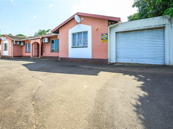 4 Bed House in Everest Heights