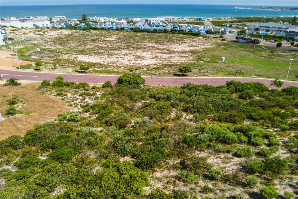 405 m² Land available in Stilbaai photo number 8