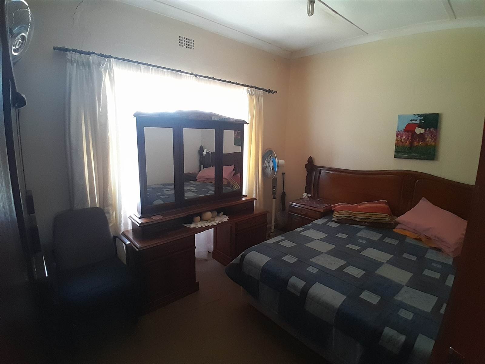 3 Bed House in Klerksdorp photo number 10
