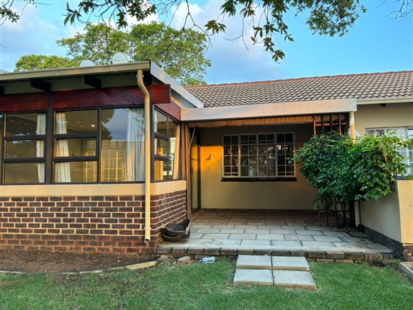 1 Bed Townhouse in Glenvista