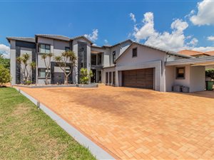 Westlake Golf Estate: Property and houses for sale | Private Property