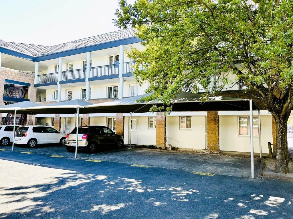 2 Bed Apartment in Stellenbosch Central photo number 13